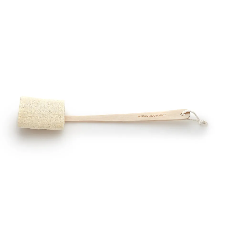 earth-therapeutics-loofah-back-massager-brush-deluxe-16-inch-handle image 1