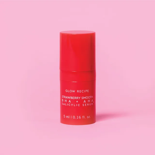 glow-recipe-strawberry-smooth-bha-aha-serum-5ml image 1