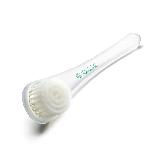 earth-therapeutics-softouch-complexion-brush image 1