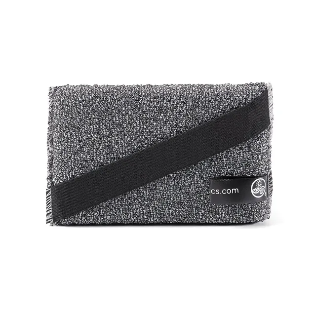 earth-therapeutics-charcoal-exfoliating-sponge-rectangular image 1