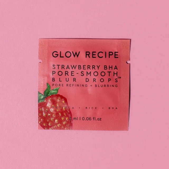 glow-recipe-strawberry-bha-pore-smooth-blur-drops-sachet-sample-2-ml image 1