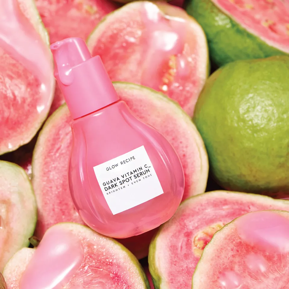 glow-recipe-guava-vitamin-c-dark-spot-serum image 1
