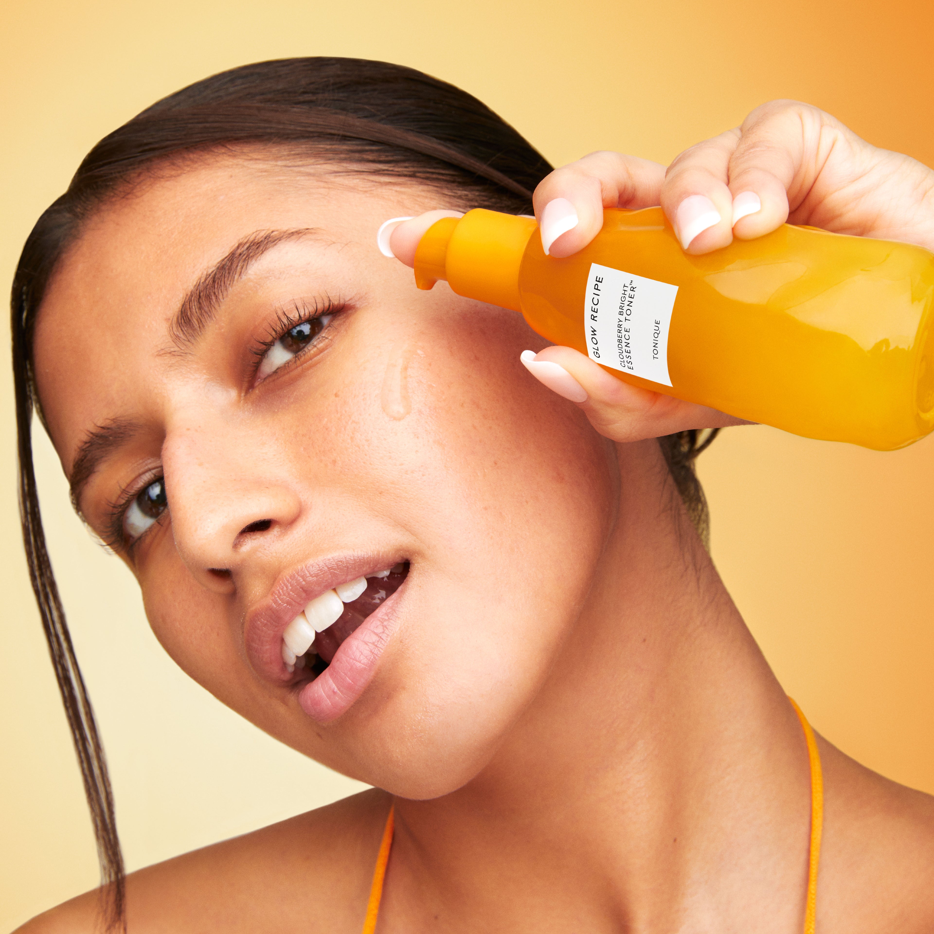 glow-recipe-cloudberry-bright-essence-toner-150ml image 8