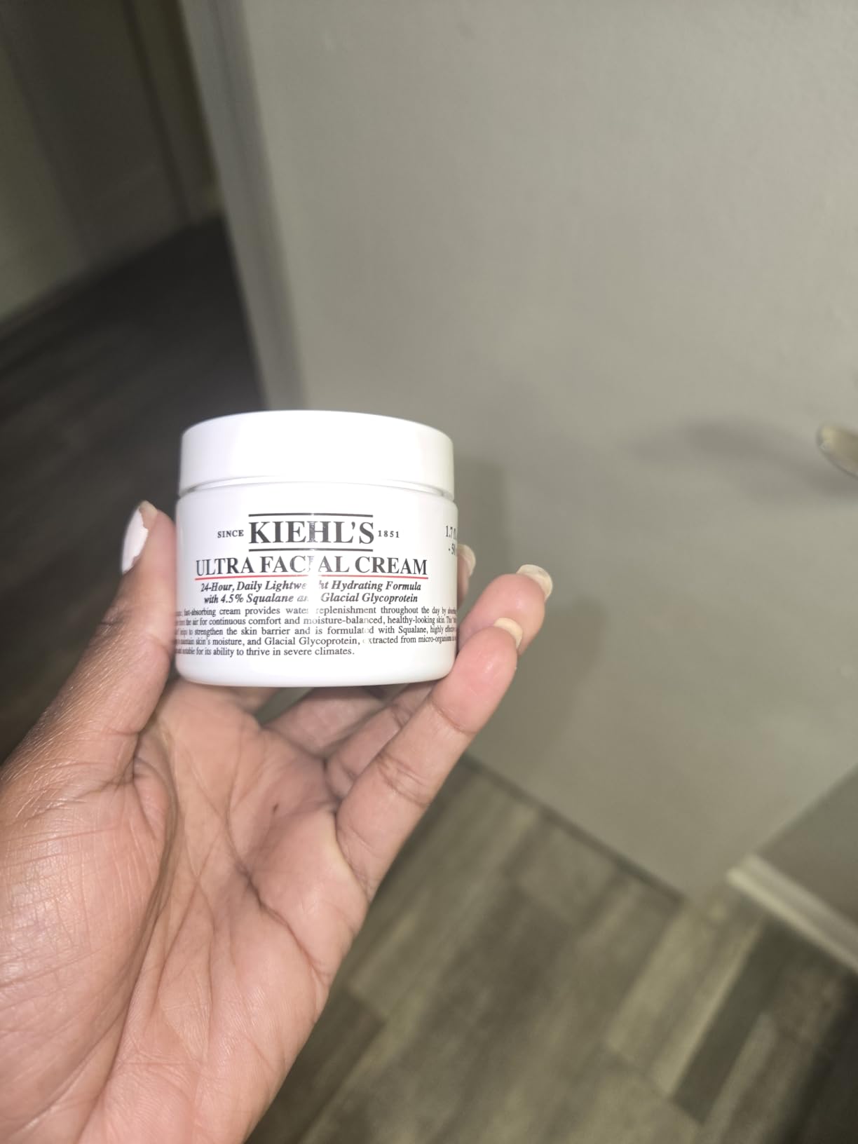 Solid moisturizer