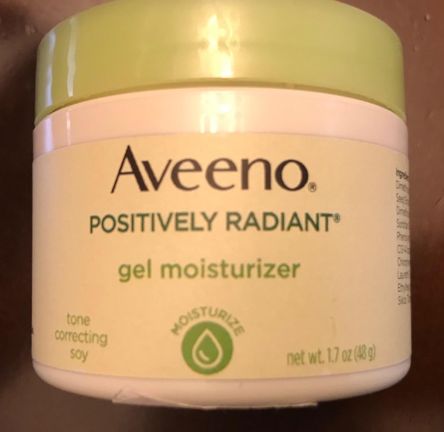 Works well with makeup
