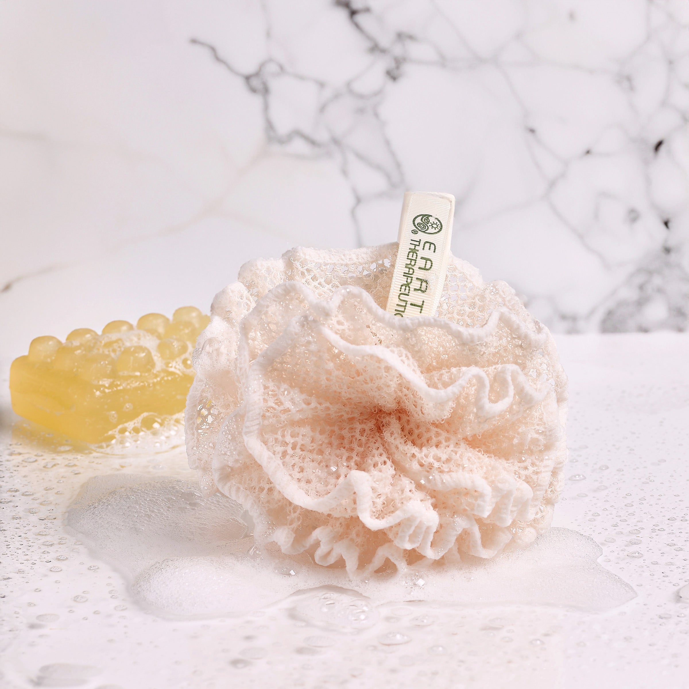 earth-therapeutics-super-loofah-exfoliating-mesh-sponge image 2