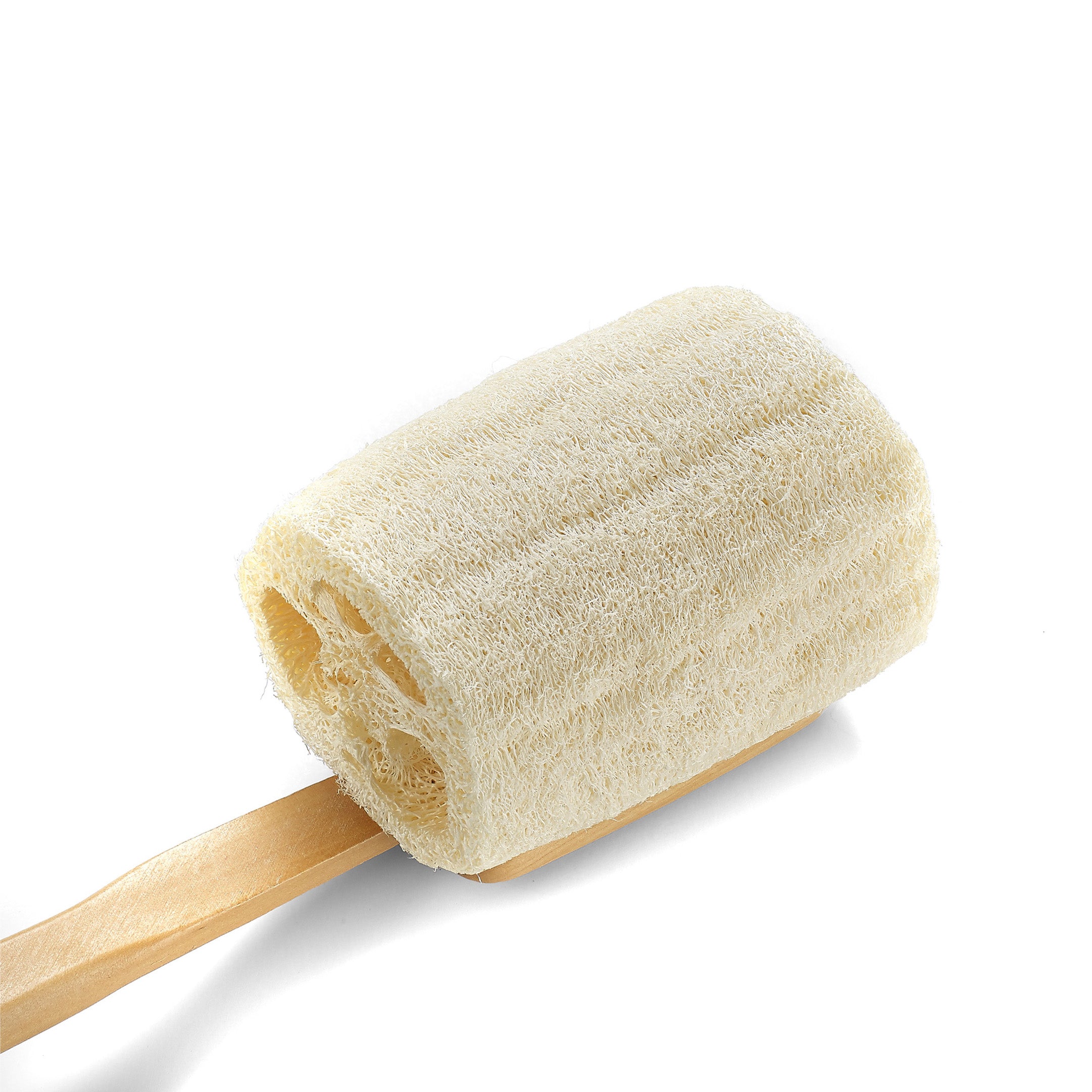 earth-therapeutics-loofah-back-massager-brush-with-wooden-handle-natural-exfolia image 4