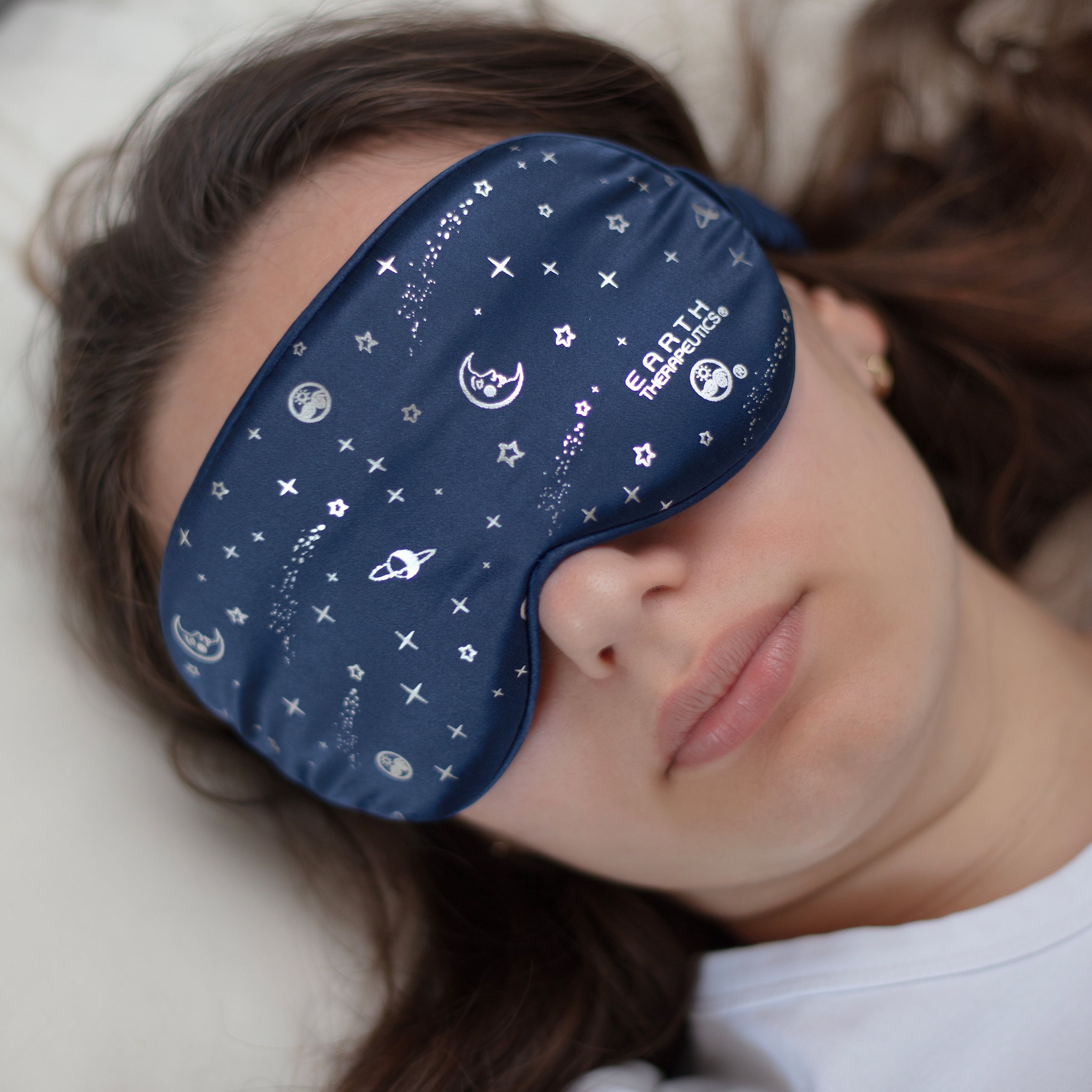 earth-therapeutics-contoured-beauty-sleep-mask-100-mulberry-silk-lash-protecting image 8