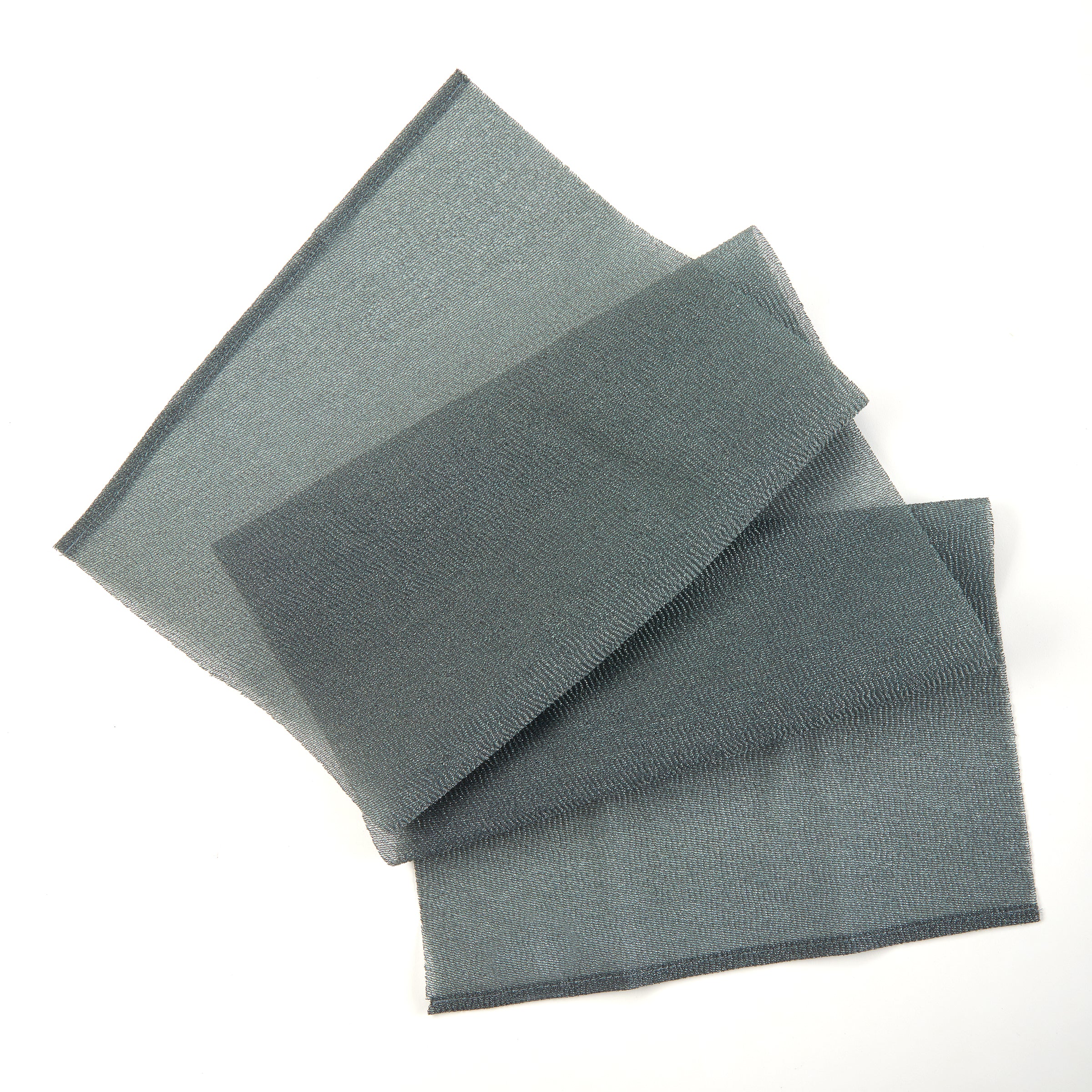 earth-therapeutics-charcoal-purifying-hydro-towel-exfoliating-bamboo-charcoal-bo image 1