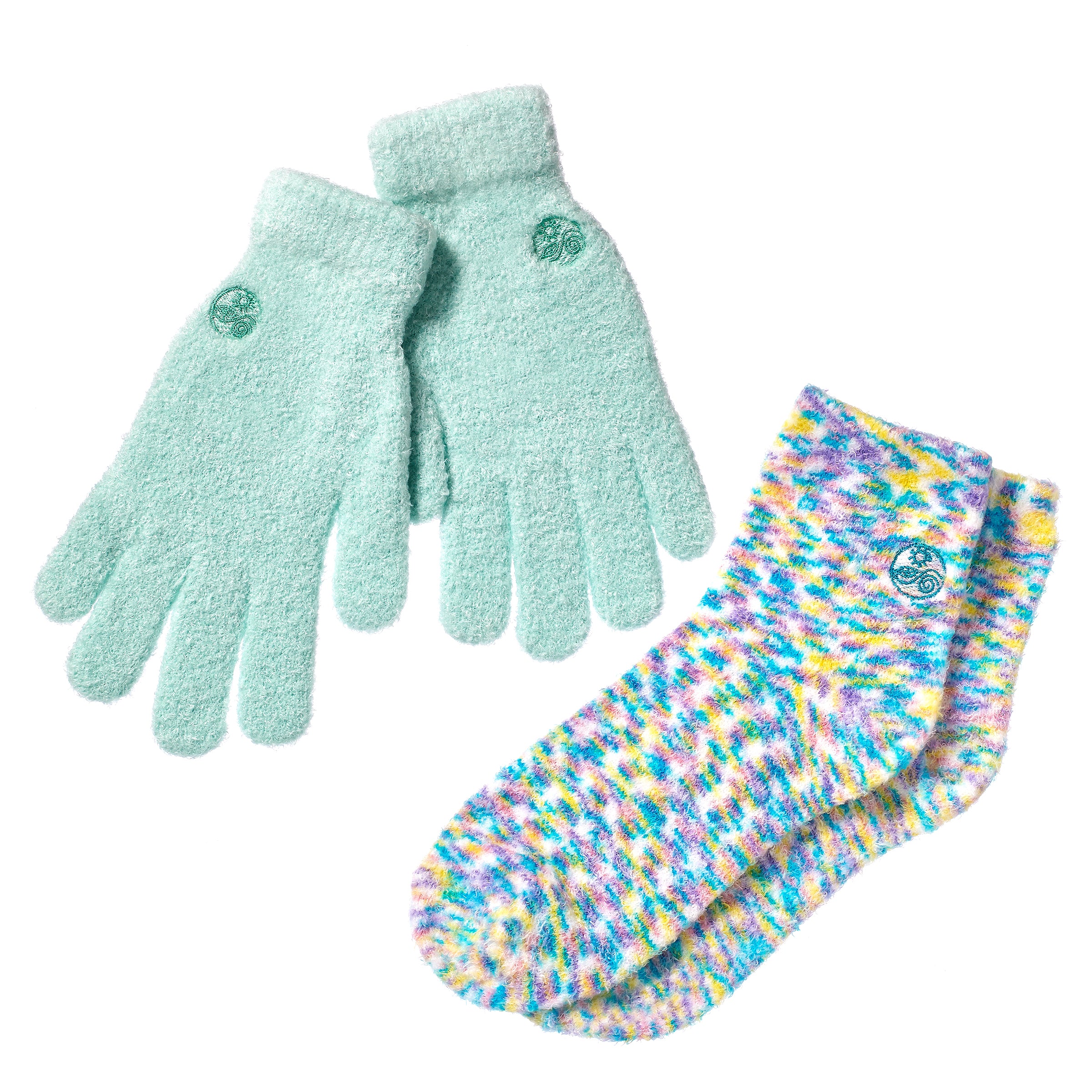 earth-therapeutics-aloe-gloves-socks-combo-moisturizing-gift-set-with-aloe-vera- image 7