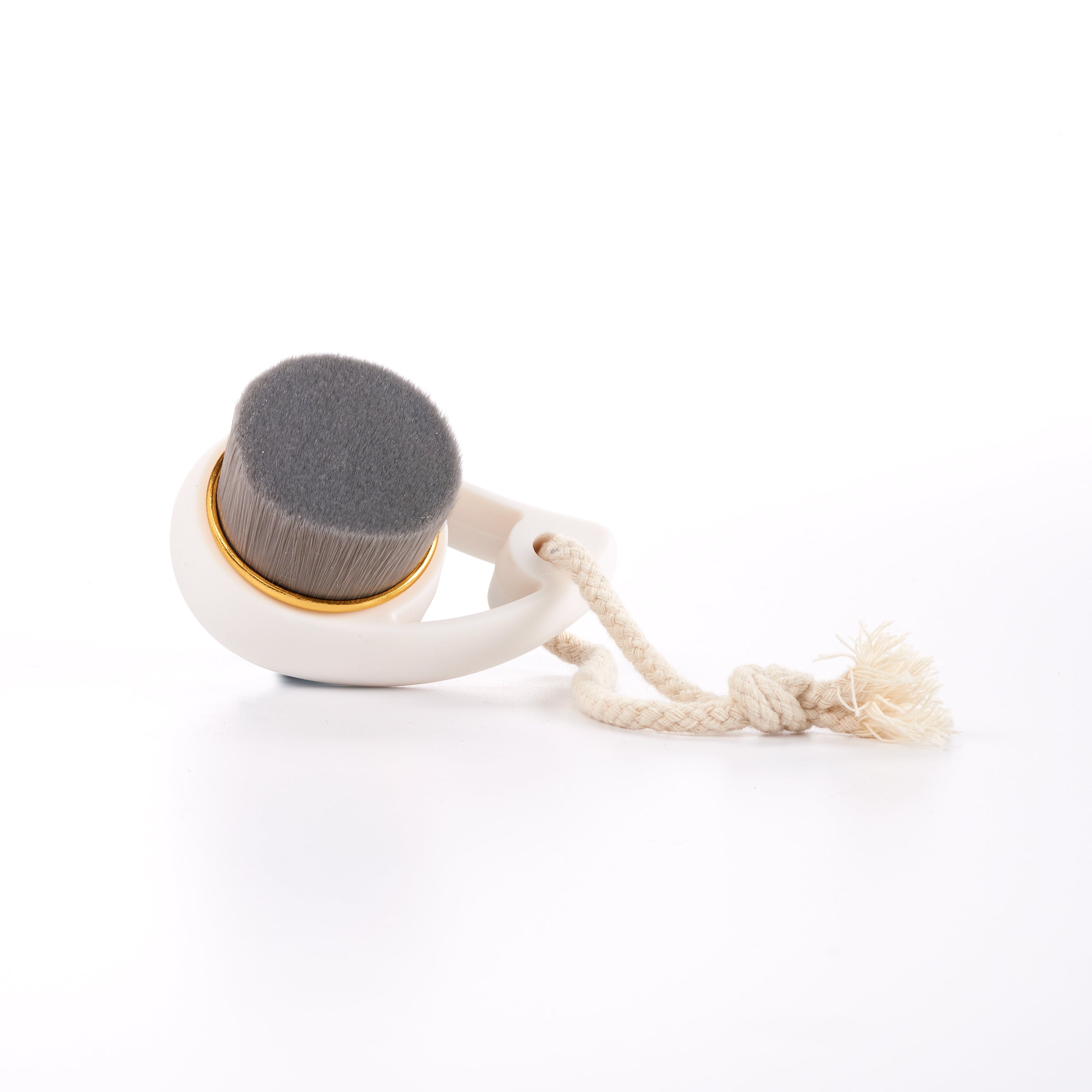 earth-therapeutics-softouch-purifying-complexion-brush-charcoal image 1