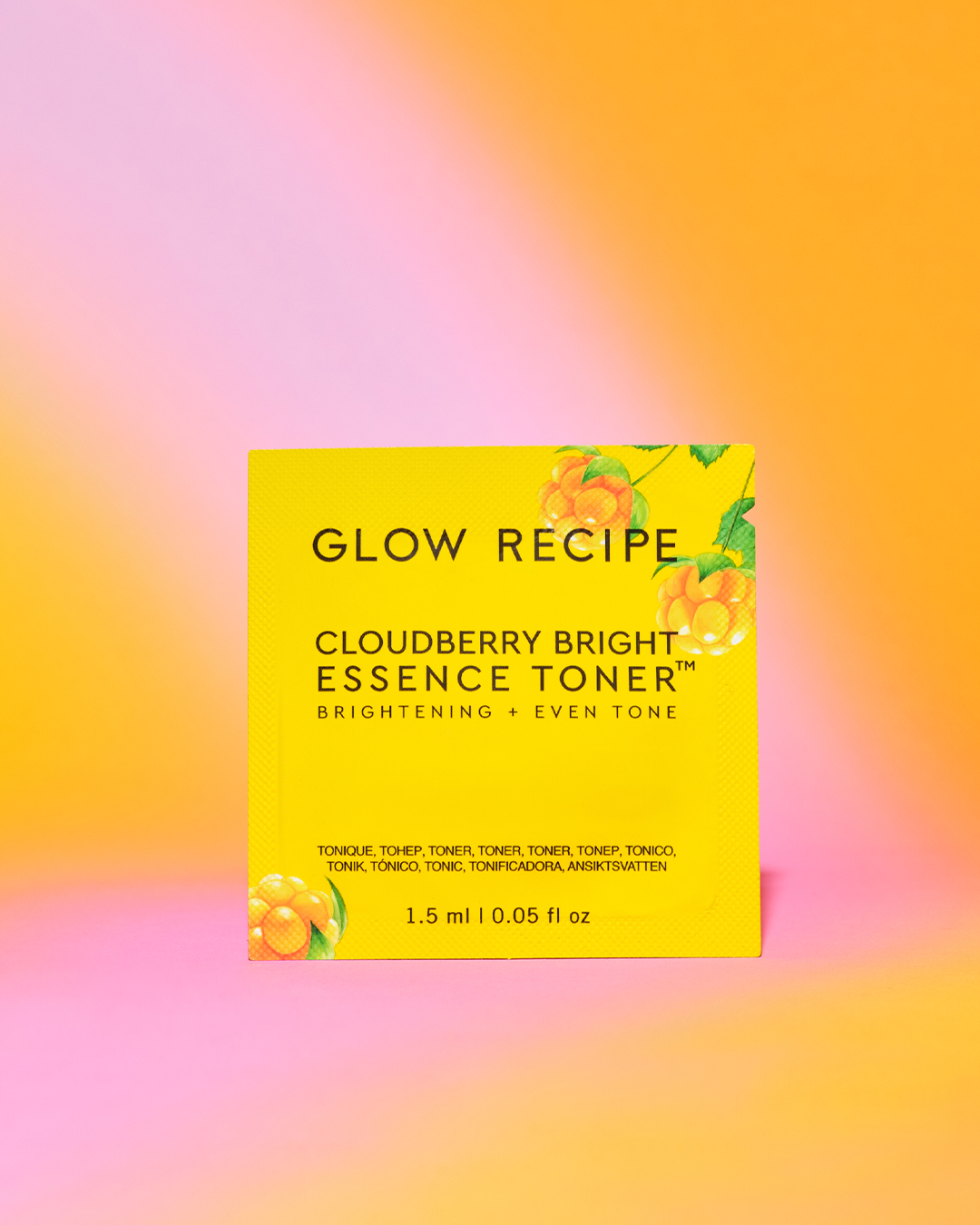 glow-recipe-cloudberry-bright-essence-toner-sachet-1-5ml-sample image 1